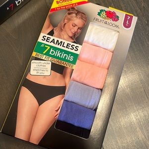 Fruit of the Loom Seamless bikini panties 7 pack, size Large BNIB